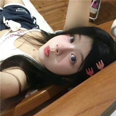 赤裸羔羊